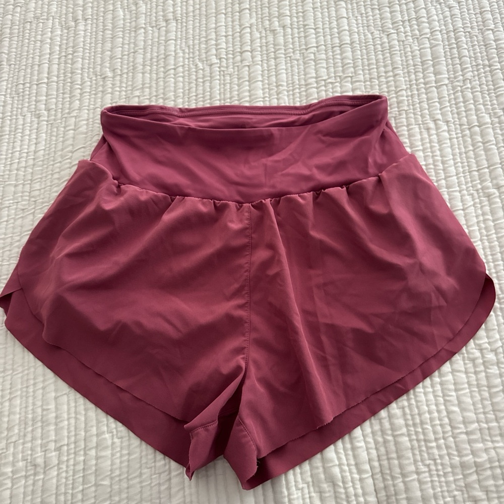 Mauve women’s athletic shorts